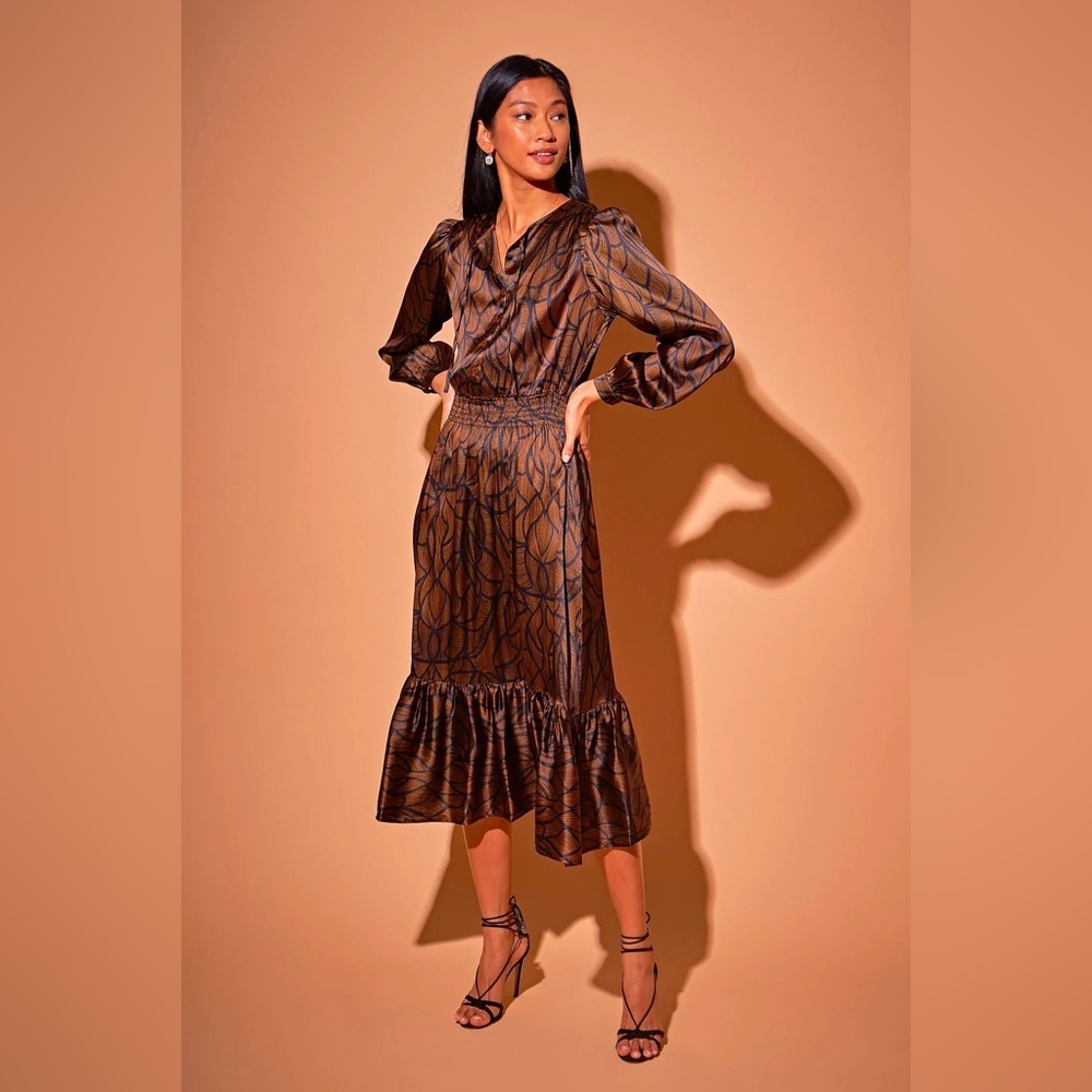 Tucker NYC Juliette Dress
Toffee Nouveau Lace